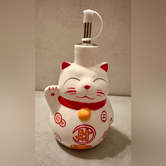 Signature Other - Beckoning Maneki Japanese Teapot Lucky White Cat Kitten Kawaii Dispenser NEW